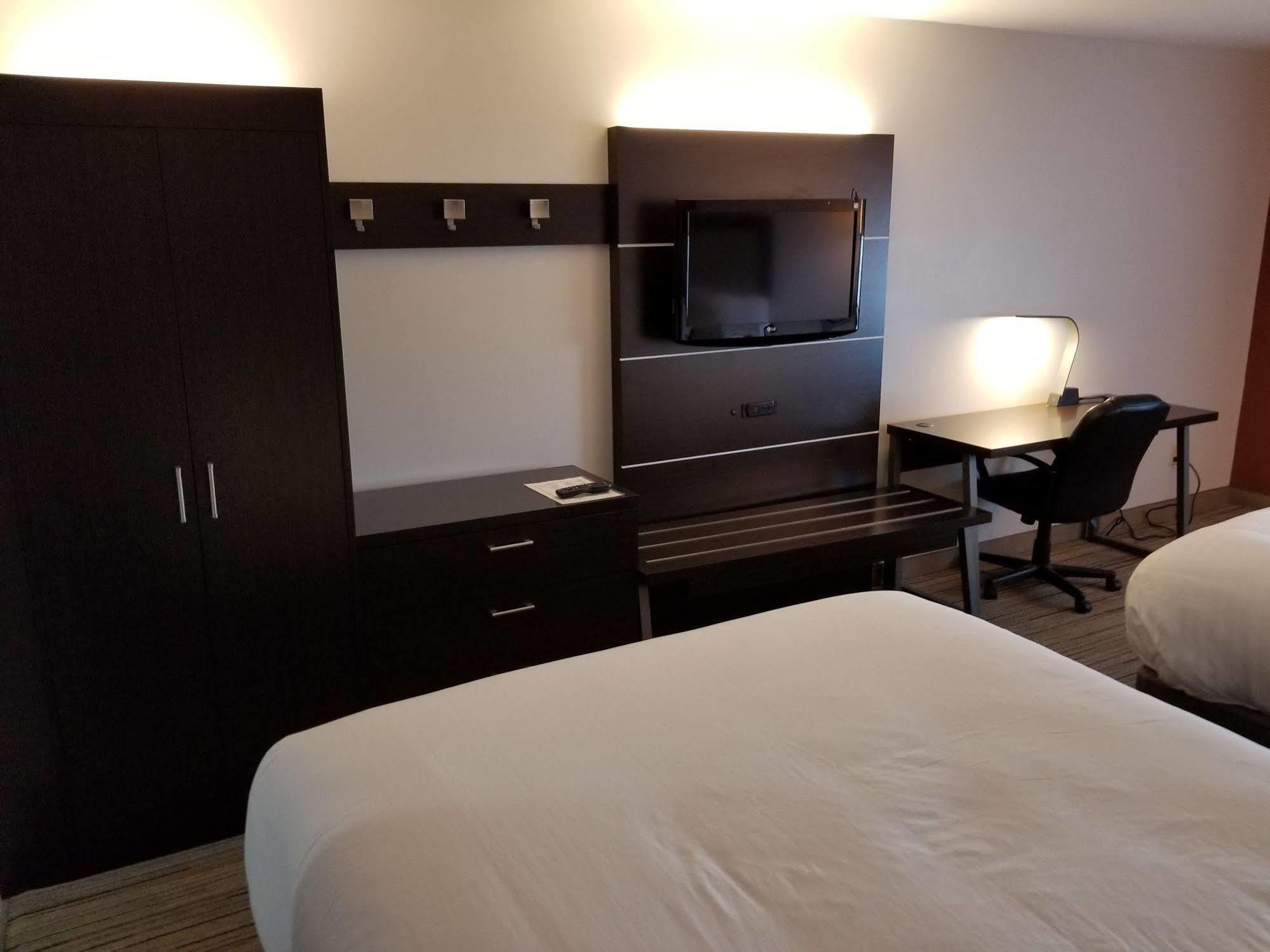 Holiday Inn Express Birch Run-Frankenmuth Area By Ihg Экстерьер фото