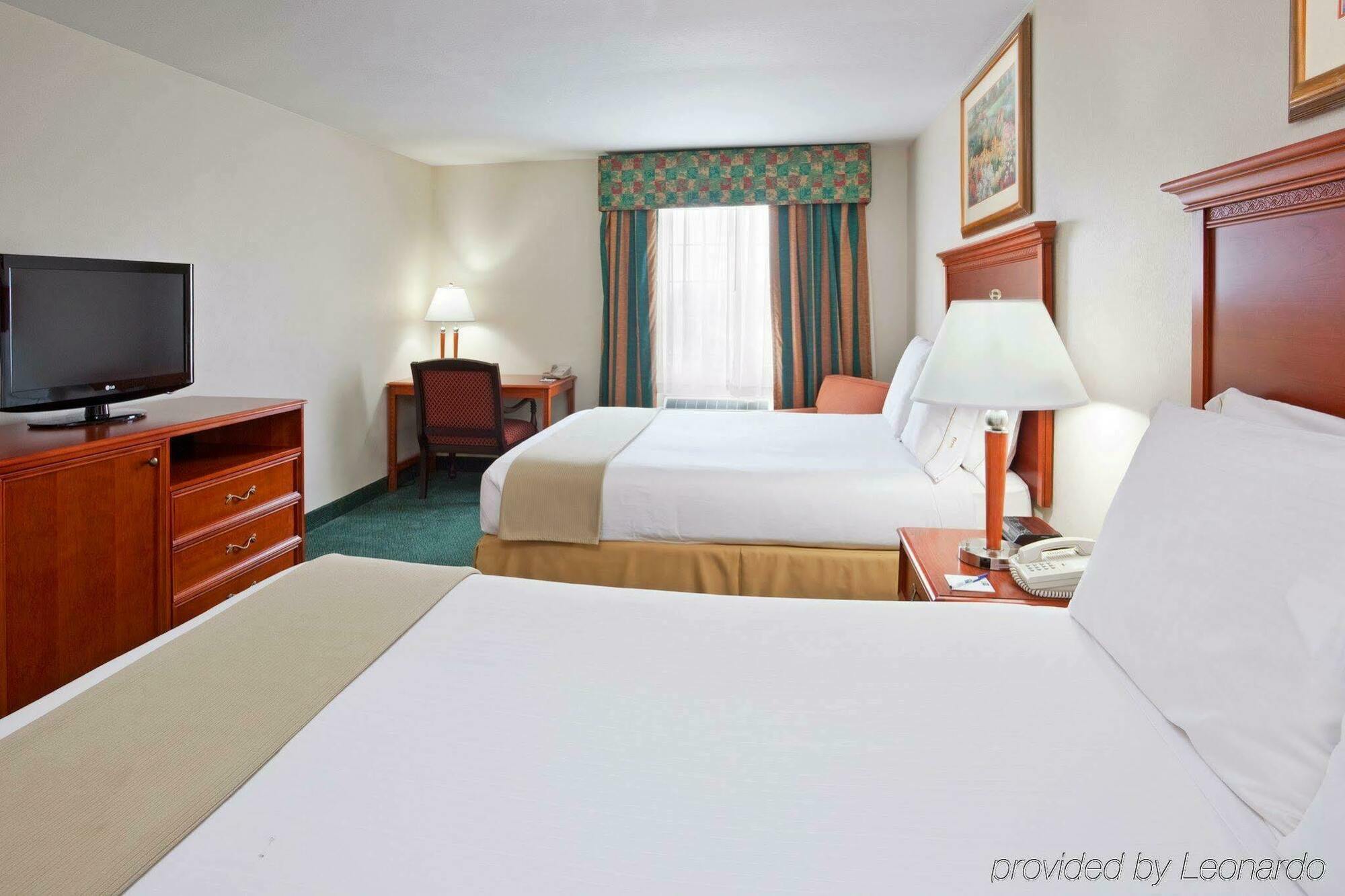 Holiday Inn Express Birch Run-Frankenmuth Area By Ihg Экстерьер фото